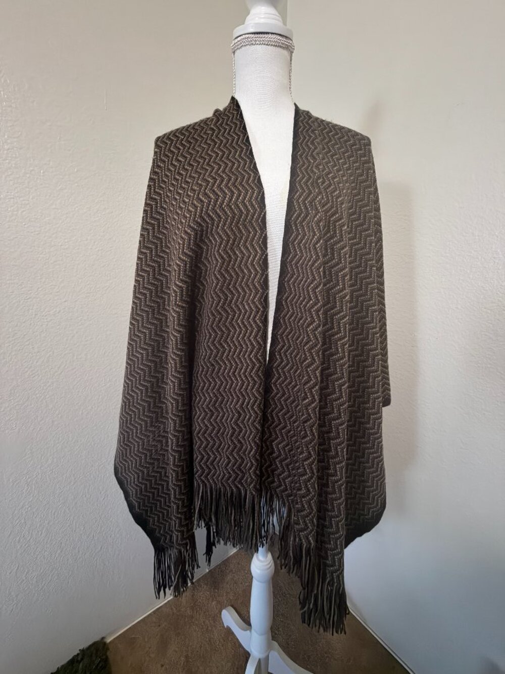 Cejon Brown & Black Chevron Knit Ruana Poncho Wrap Shawl NWT
